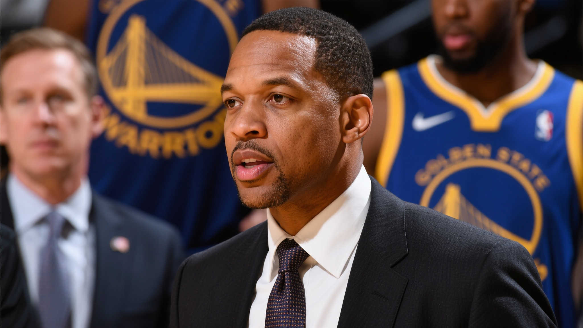 力求在本届 力求在本届